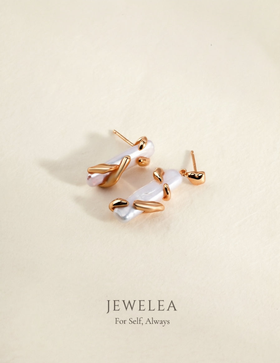 Boucles d'oreilles asymétriques baroques liquides S925